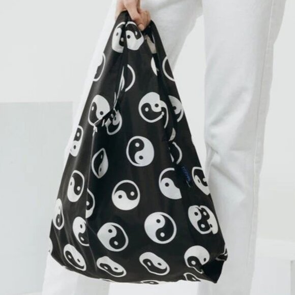 NWT Standard Baggu - Yin Yang - Picture 2 of 3